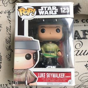 Star Wars Luke Skywalker collectible bobblehead figurine